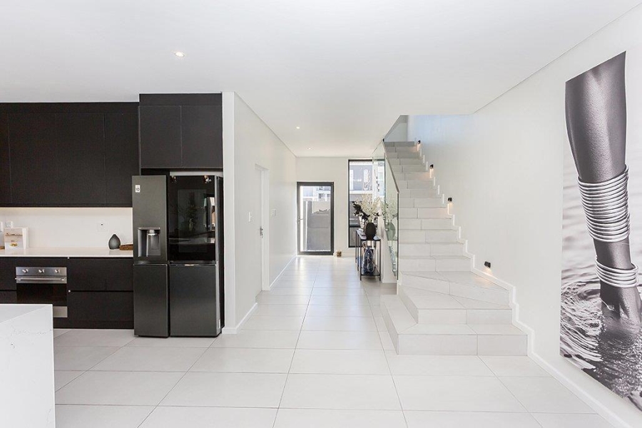 3 Bedroom Property for Sale in Sandown Western Cape